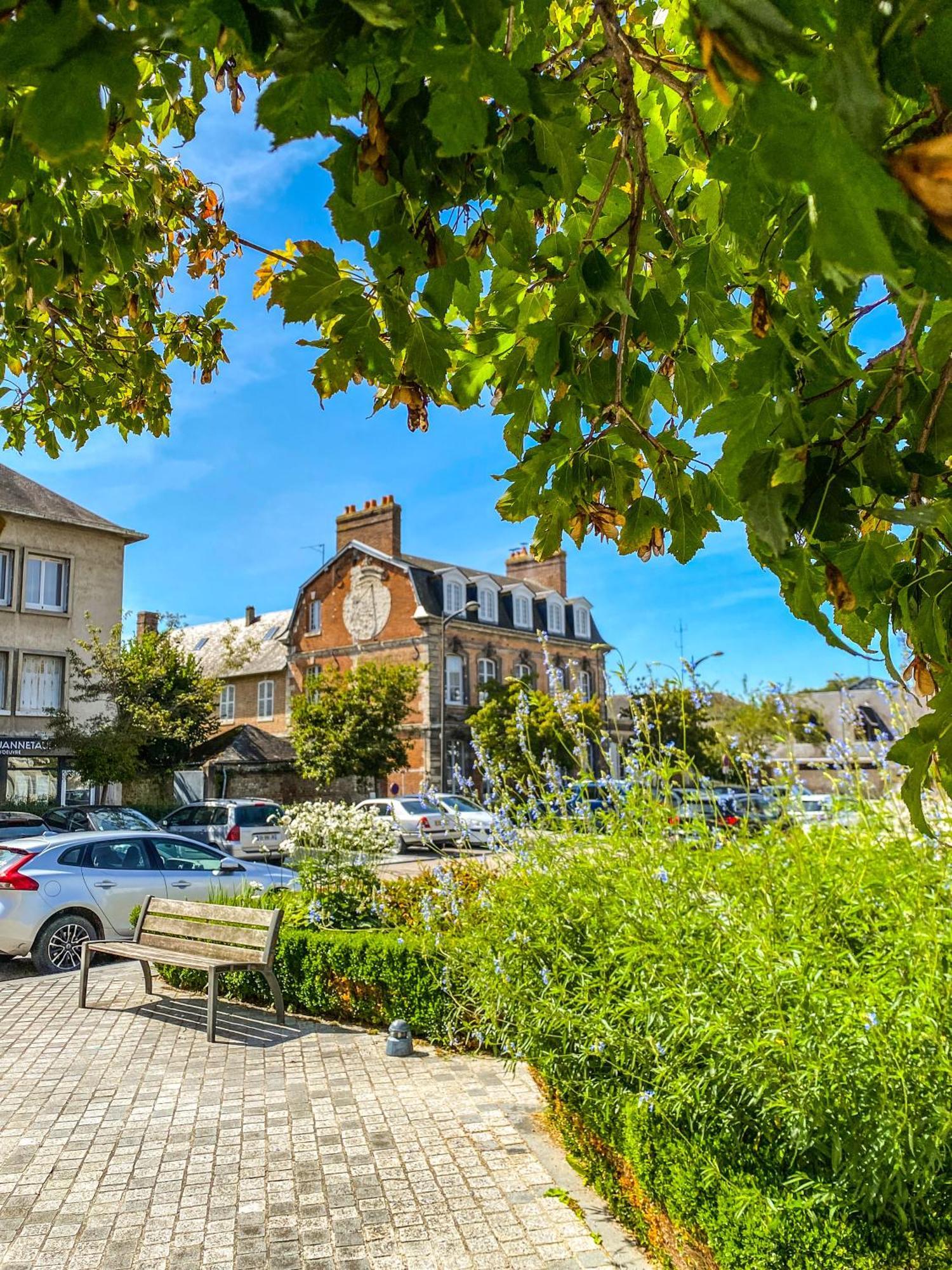 Ulysse By Kleidos - Charmant T2 Dans Le Centre De Pont-Audemer Extérieur photo